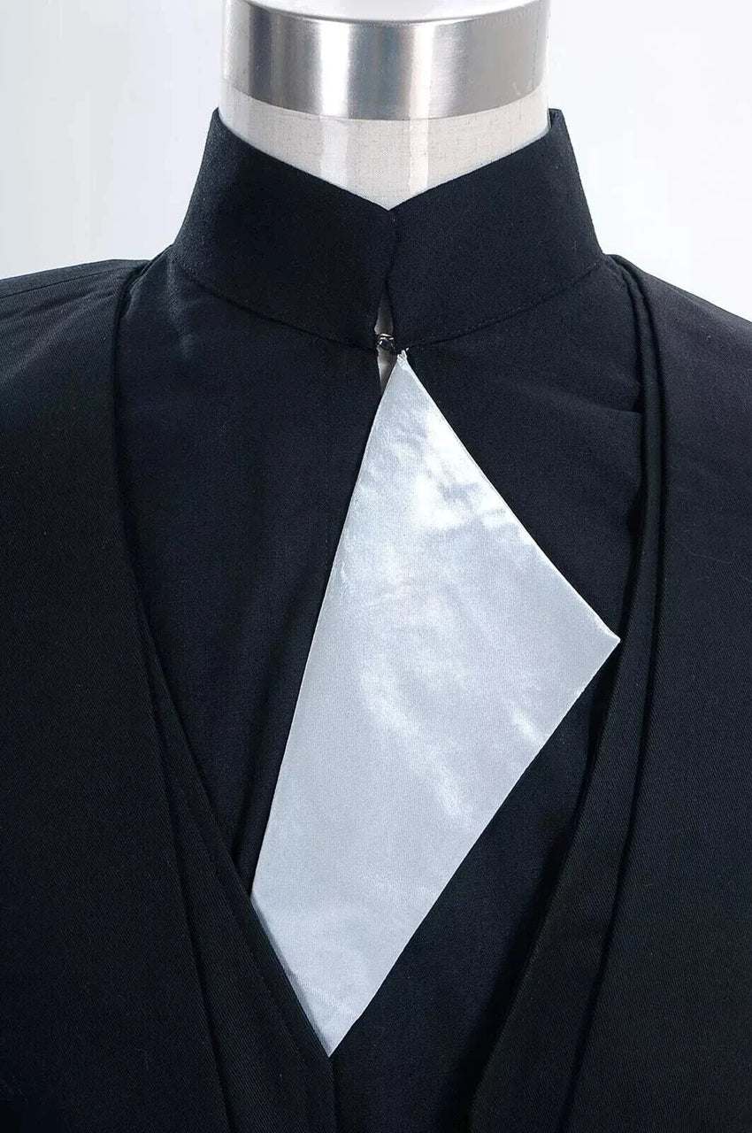 Close-up of Luke Skywalker costume fabric and details